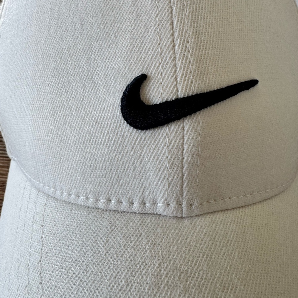 Nike Legacy91 Golf Hat White Black Swoosh Fitted Unisex Adult - Picture 2 of 5